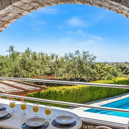 Petra Methoni (Messenia)